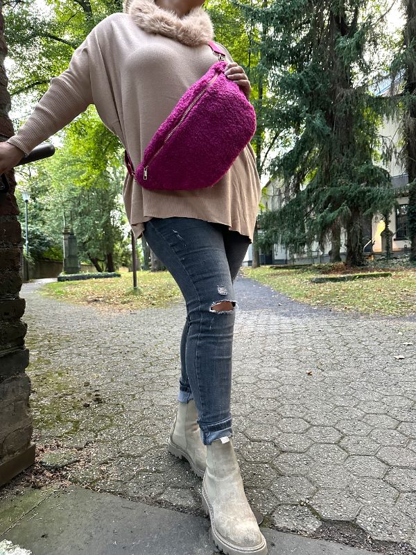 Große XXL Teddyfell Bauchtasche Pink (Goldene Verschlüsse)