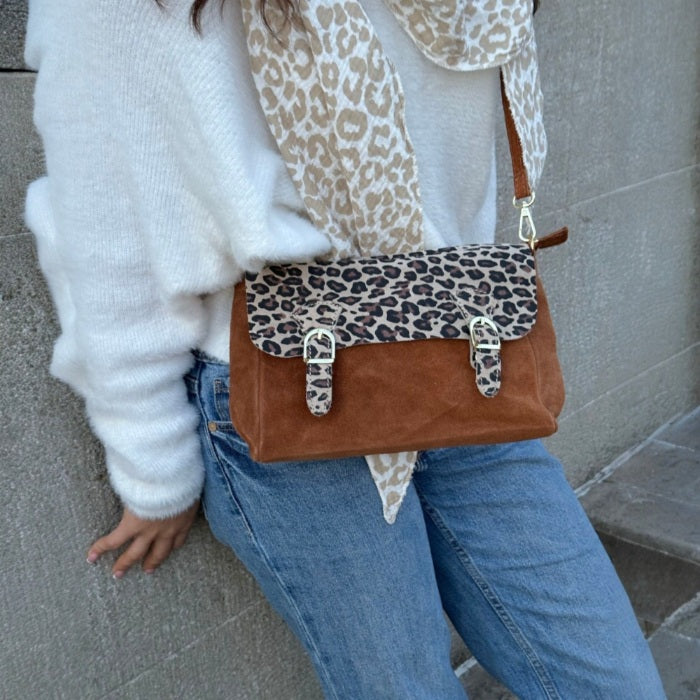 Wildleder Tasche mit Leo-Muster (Braun)