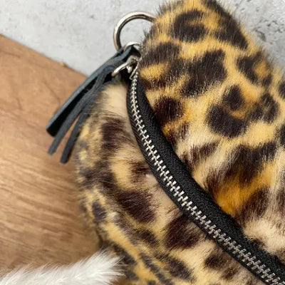 Große Fell Bauchtasche Leopard