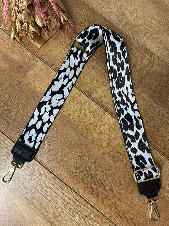 Taschengurt Schwarz Weiß Leoparden-Muster (Goldene Verschlüsse)